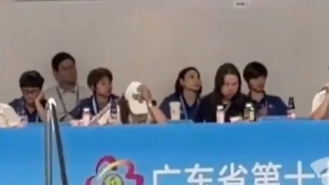 全红婵现身广东省运会跳水赛场观战热搜配图